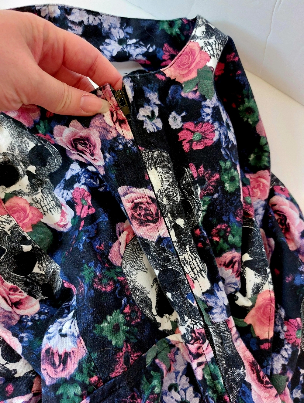 Hell Bunny Floral Skull Cutout Skater Dress Medium Grunge Rockabilly Emo Goth - Picture 6 of 8
